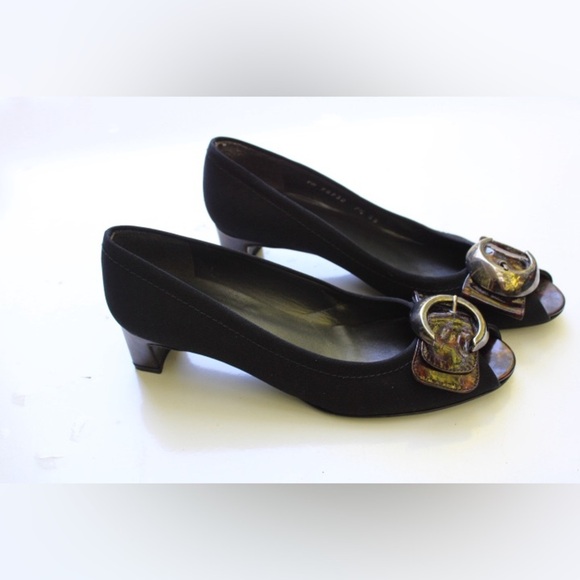 Stuart Weitzman peep toe pumps - Picture 2 of 12